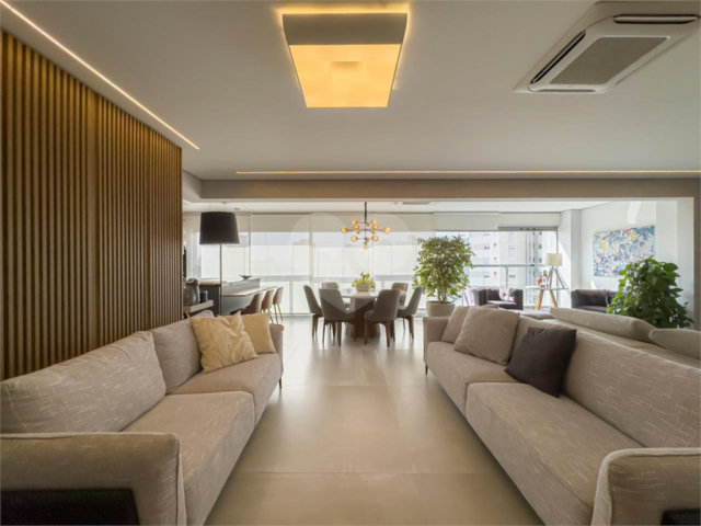 Apartamento à venda com 3 suítes em Brooklin, São Paulo, SP