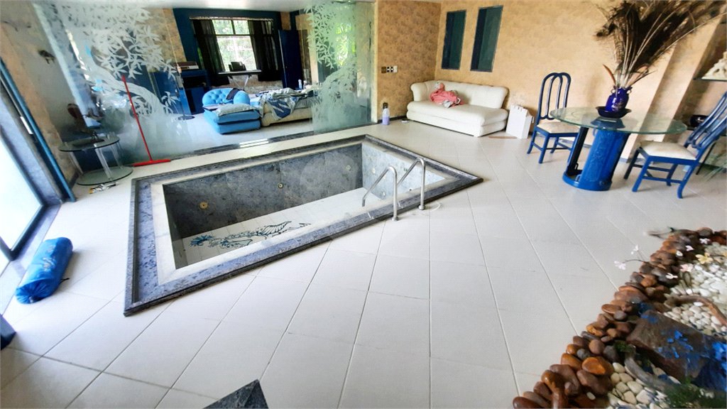Casa à venda com 11 quartos, sendo 6 suítes, em Taquara, Rio de Janeiro, RJ
