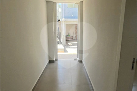 Sobrado à venda com 4 quartos, sendo 3 suítes, em Jardim Paulista, Atibaia, SP