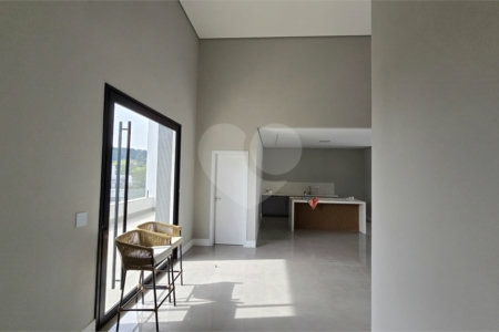 Casa à venda ou para alugar com 5 quartos, sendo 4 suítes,  no condomínio Equilibrium, Atibaia - SP