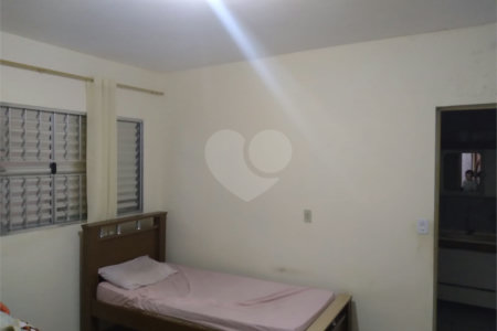 Sobrado à venda com 2 quartos em Parque Residencial Casa Branca, Suzano, SP