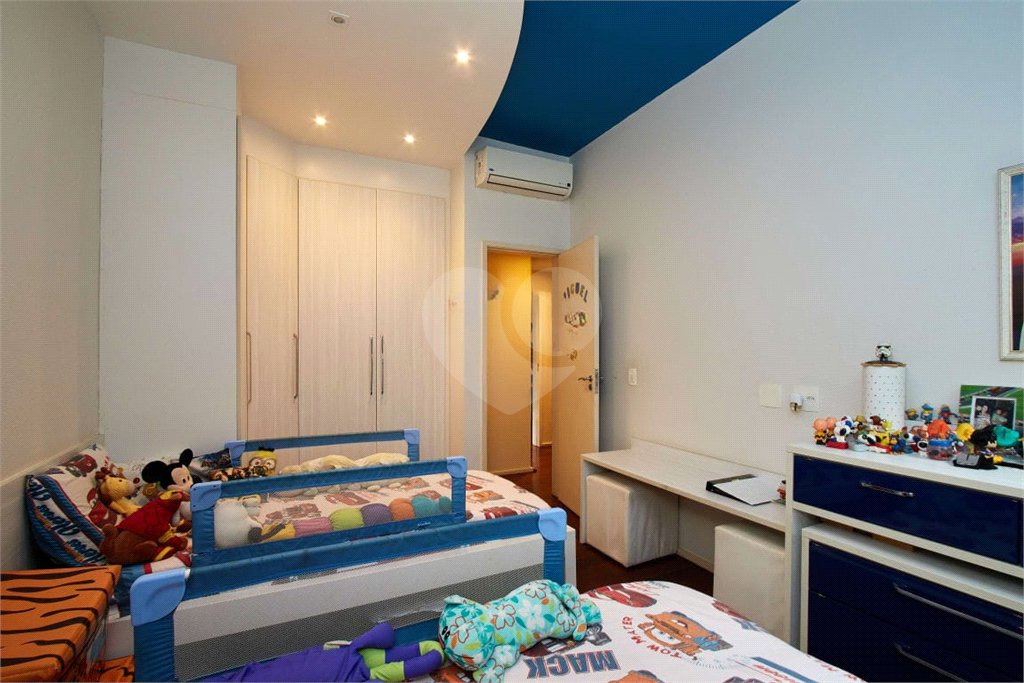 Apartamento à venda com 4 quartos, sendo 1 suíte, em Tijuca, Rio de Janeiro, RJ