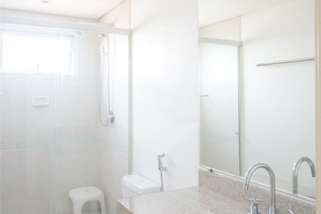 Apartamento à venda com 2 quartos, sendo 1 suíte, em Parque Colonial, São Paulo, SP