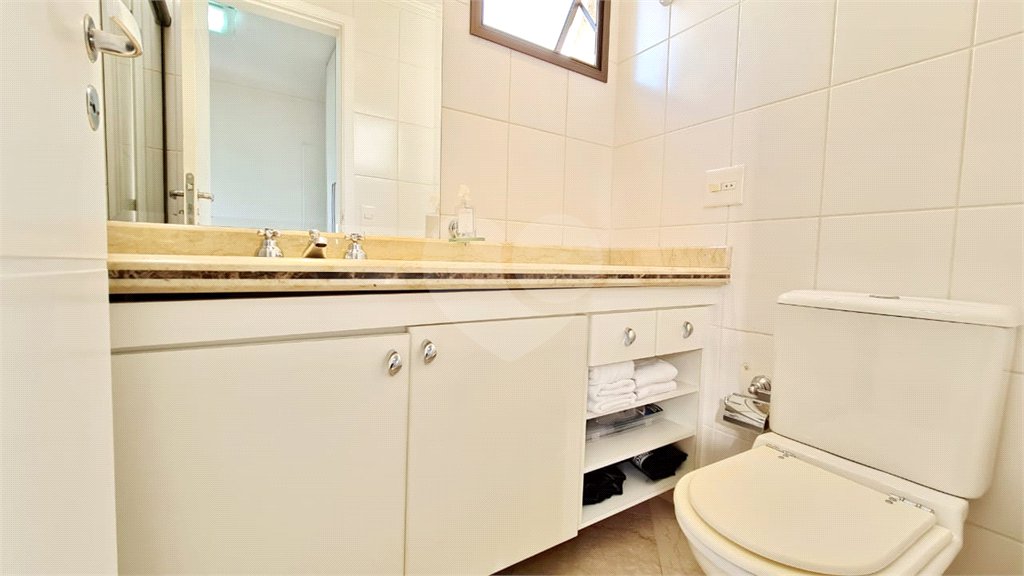 Apartamento à venda com 3 suítes em Santa Terezinha, São Paulo, SP