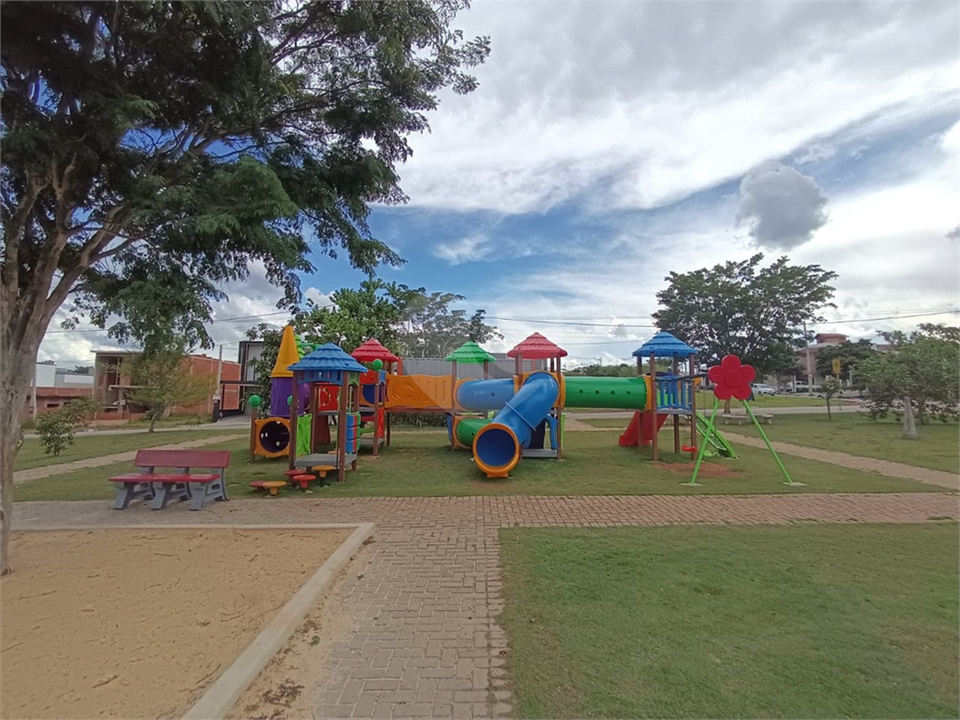 Terreno à venda no condomínio Jardim, Sorocaba - SP