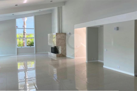 Casa à venda ou para alugar com 4 quartos, sendo 2 suítes, no condomínio Lago Azul, Araçoiaba da Serra - SP