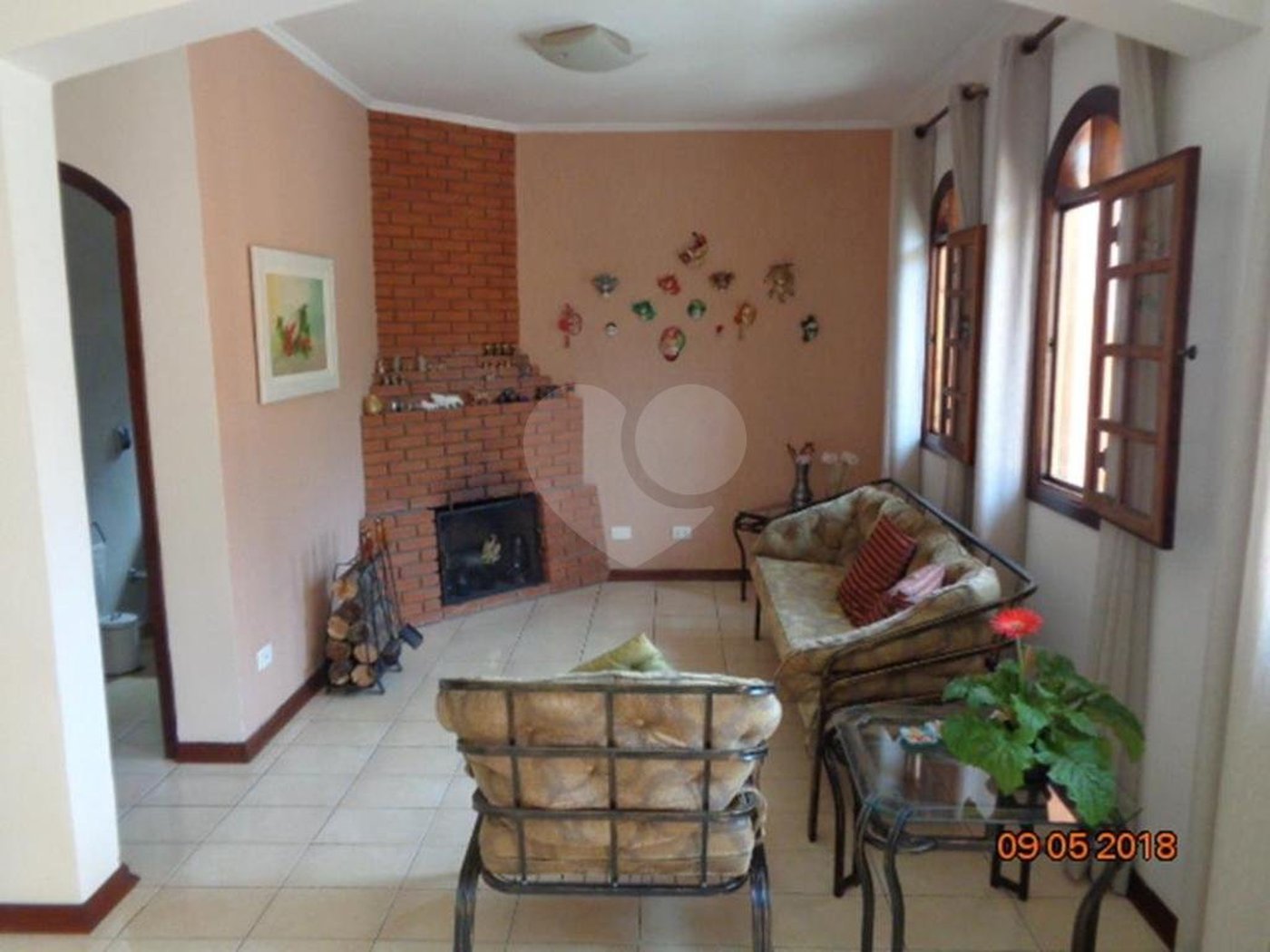Casa Térrea à venda com 3 suítes em Ferreira, São Paulo, SP