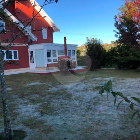 Casa à venda com 3 suítes no condomínio Vila Austríaca, Campos do Jordão - SP
