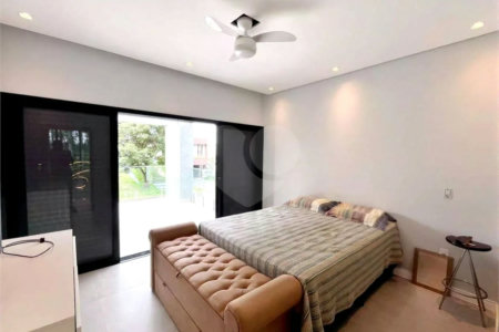 Casa à venda com 3 suítes no condomínio Ninho Verde II, Pardinho - SP