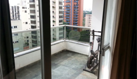 Apartamento à venda com 4 quartos, sendo 3 suítes,  em Indianópolis, São Paulo, SP