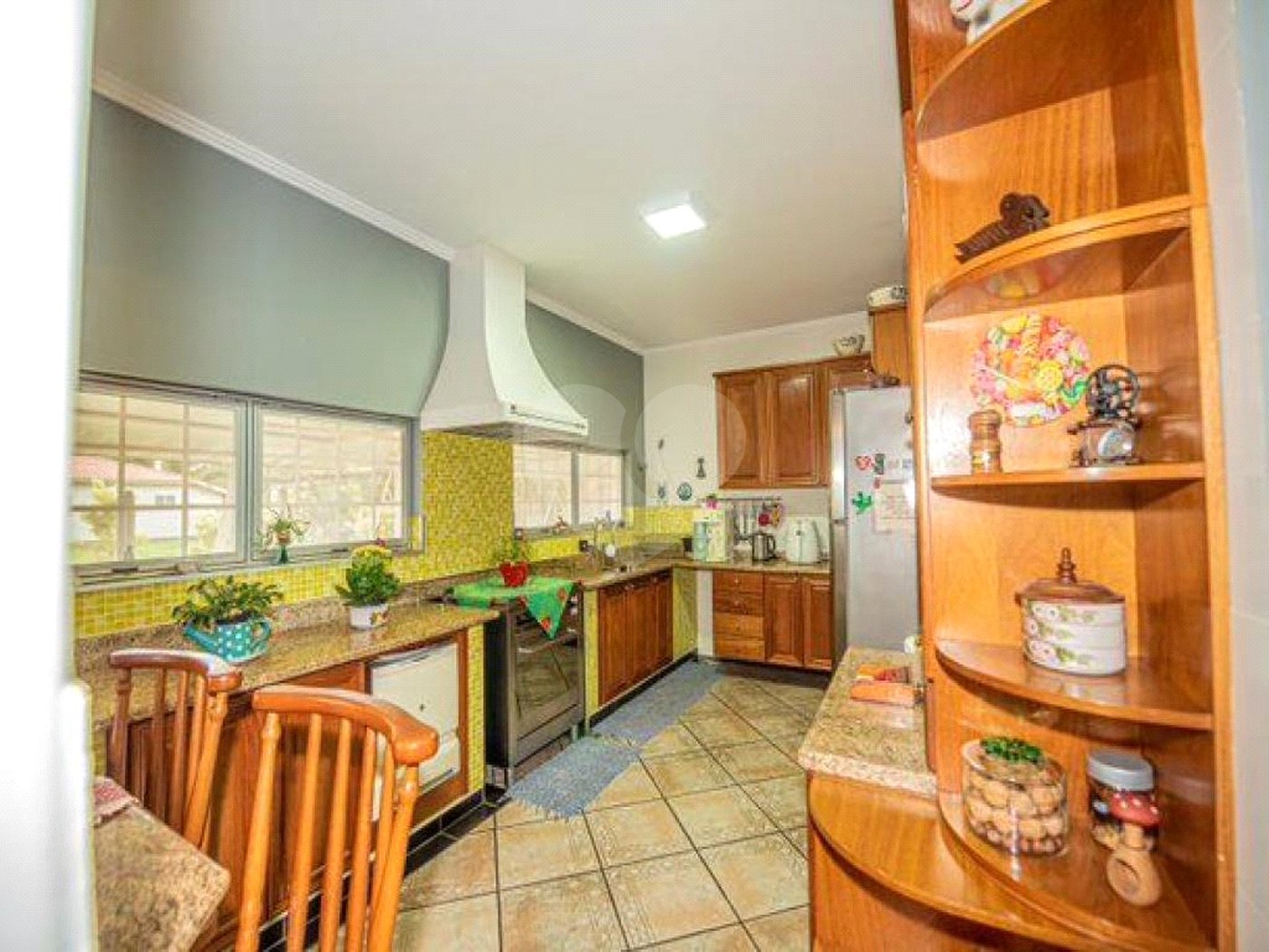 Casa à venda com 3 suítes no condomínio Aldeia da Serrinha, Sorocaba - SP