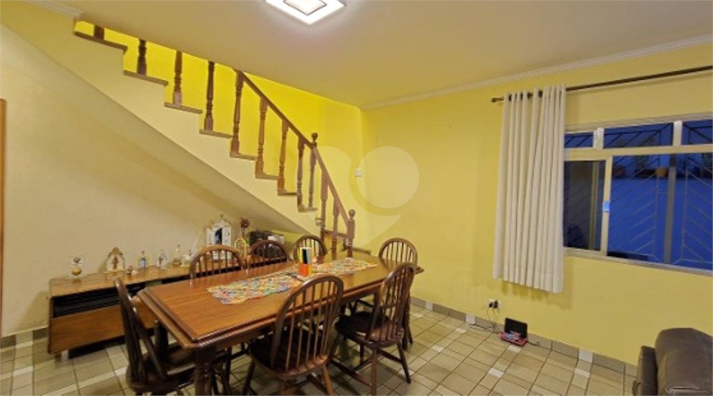 Sobrado à venda com 3 quartos, sendo 1 suíte, em Tremembé, São Paulo, SP