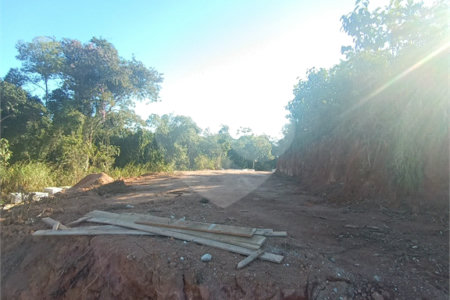 Terreno à venda no condomínio Bosque da Represa, Nazaré Paulista - SP