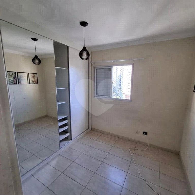 Apartamento à venda com 2 quartos em Vila Constança, São Paulo, SP