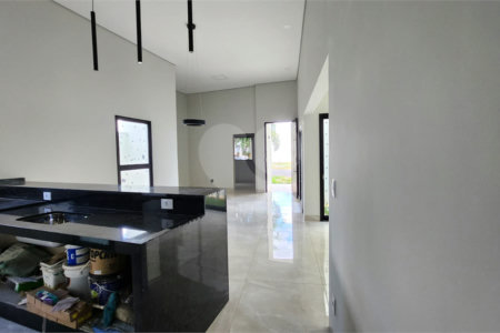 Casa à venda com 3 quartos, sendo 1 suíte, em Parque Atlanta, Araraquara, SP