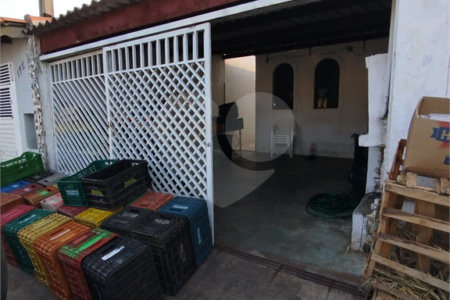 Casa à venda com 2 quartos, sendo 1 suíte,  em Jardim Layr, Mogi das Cruzes, SP