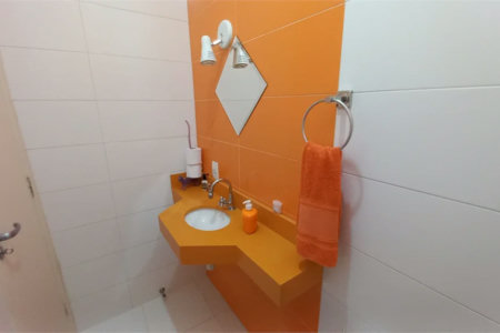 Sobrado à venda com 3 quartos, sendo 1 suíte,  em Vila Gomes, São Paulo, SP