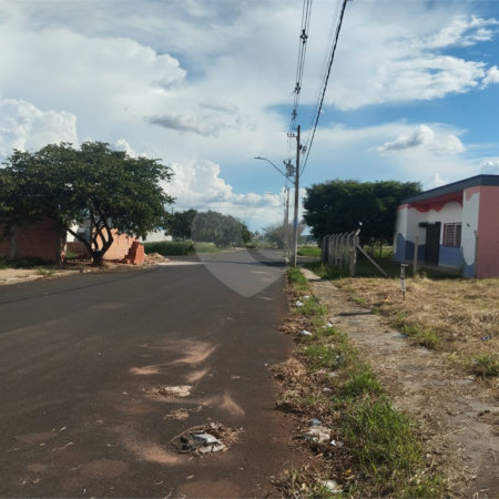 Terreno à venda em Residencial Vista do Horto, Araraquara, SP