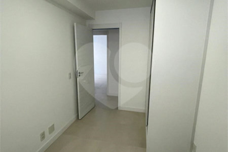 Apartamento à venda com 3 quartos, sendo 1 suíte, em Maracanã, Rio de Janeiro, RJ
