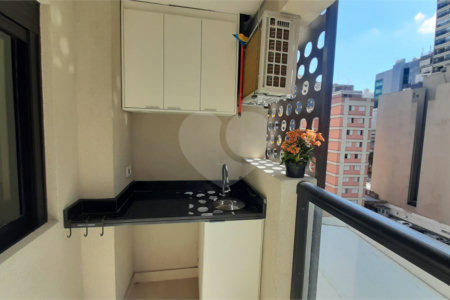 Apartamento para locação 45m2 na Bela Vista 2 dormitórios 1 vaga Próximo à Av. Paulista
