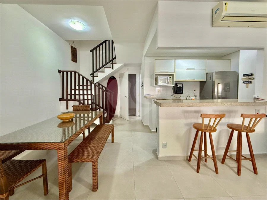 Apartamento Duplex bem localizado com 3 Quartos à venda, 120m² - Enseada, Guarujá - SP