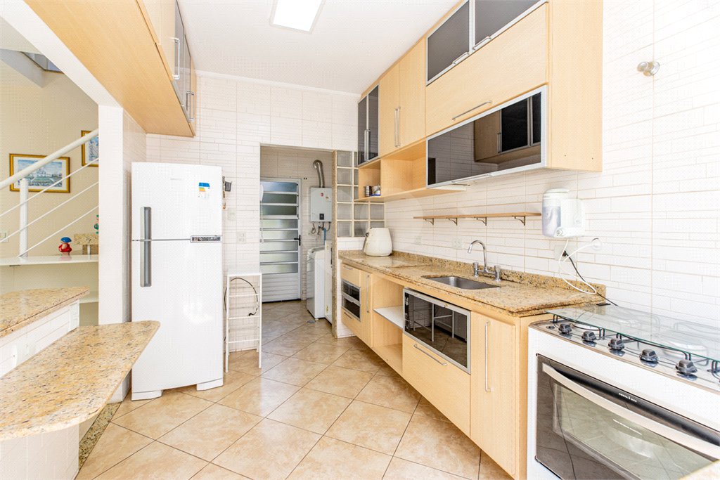 Casa no condomínio Condomínio Villa de São Paulo para venda com 2 quartos, sendo 2 suítes , 200m²