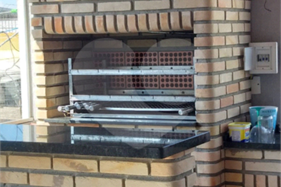 Sobrado à venda com 3 quartos, sendo 2 suítes, no Brasilândia, São Paulo, SP