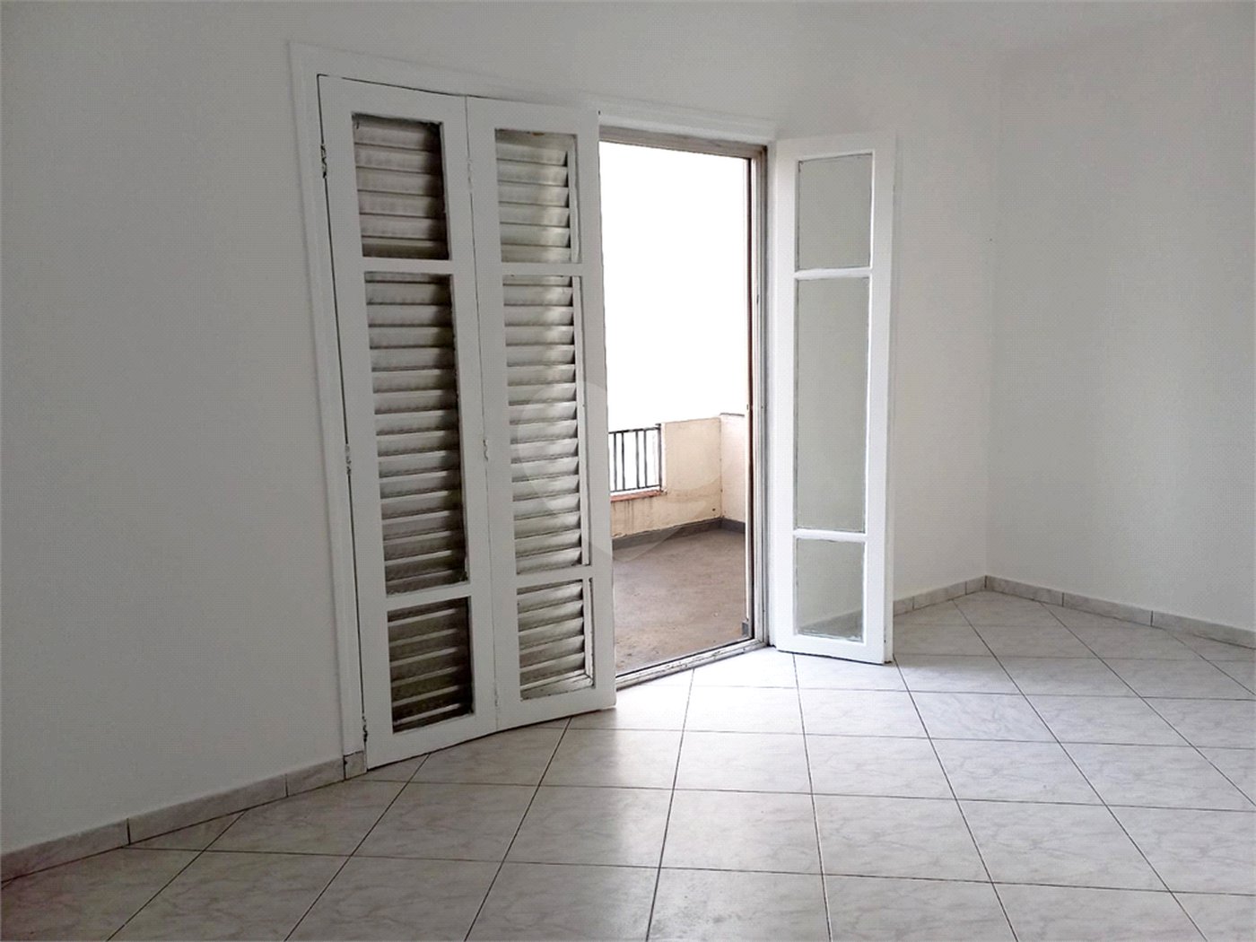 Sobrado à venda com 2 quartos em Vila Anglo Brasileira, São Paulo, SP
