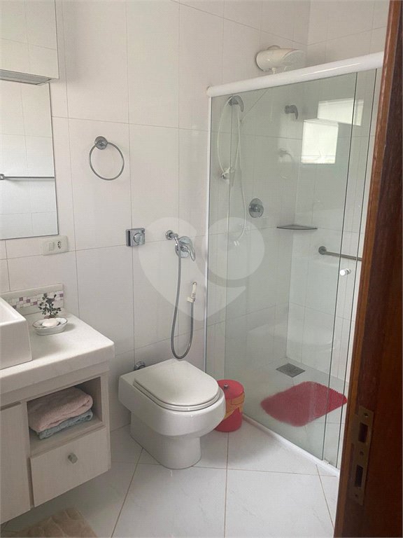 Casa à venda com 5 quartos, sendo 3 suítes, no condomínio Zuleika Jabour, Salto - SP