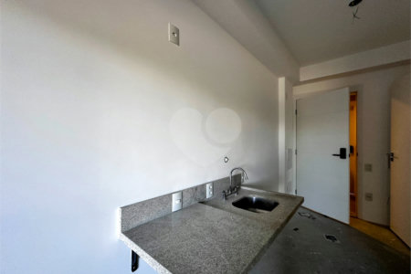 Apartamento à venda com 1 quarto em Jardim das Acácias, São Paulo, SP