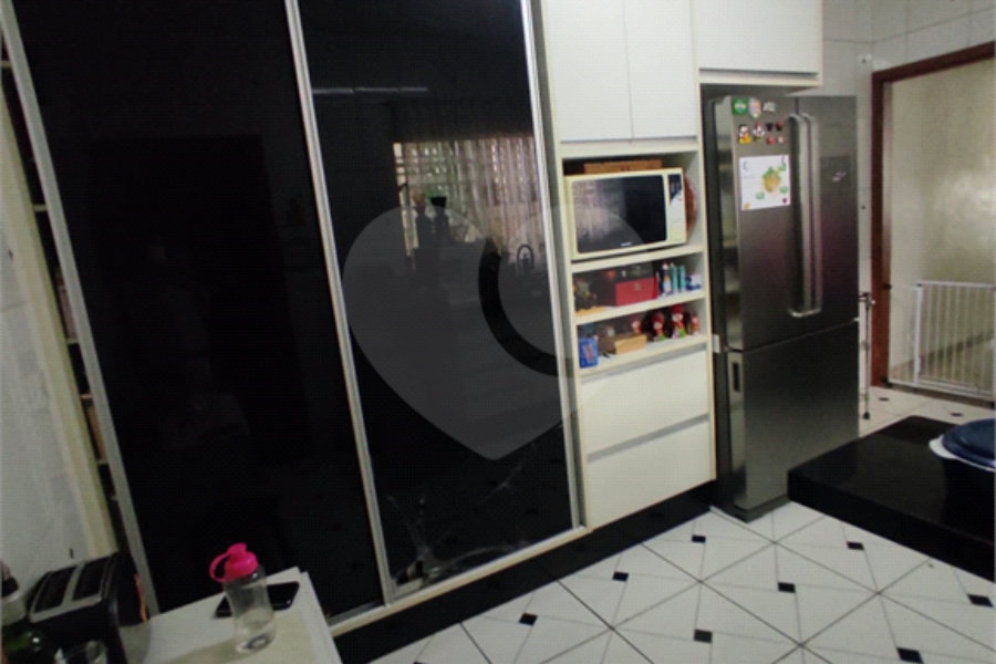 Sobrado à venda com 3 quartos, sendo 1 suíte, em Parada Inglesa, São Paulo, SP