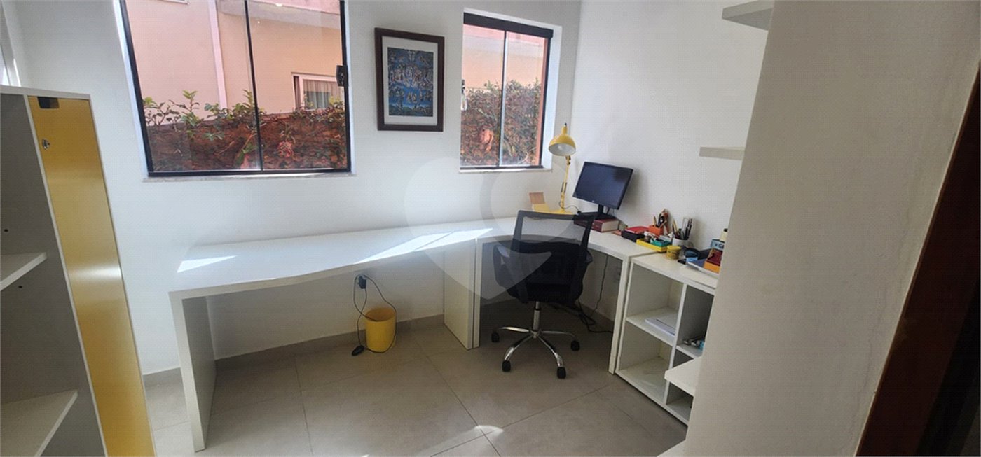 Casa à venda com 4 quartos, sendo 2 suítes, no condomínio Delle Stelle, Louveira - SP