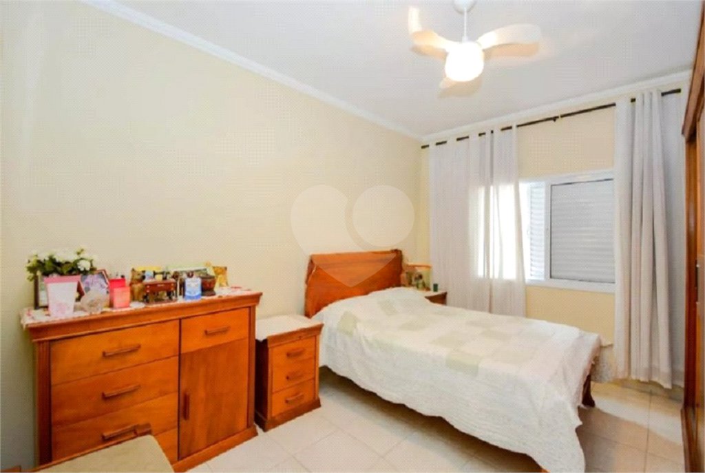 Casa à venda com 3 quartos, sendo 1 suíte, em Parque Continental I, Guarulhos, SP