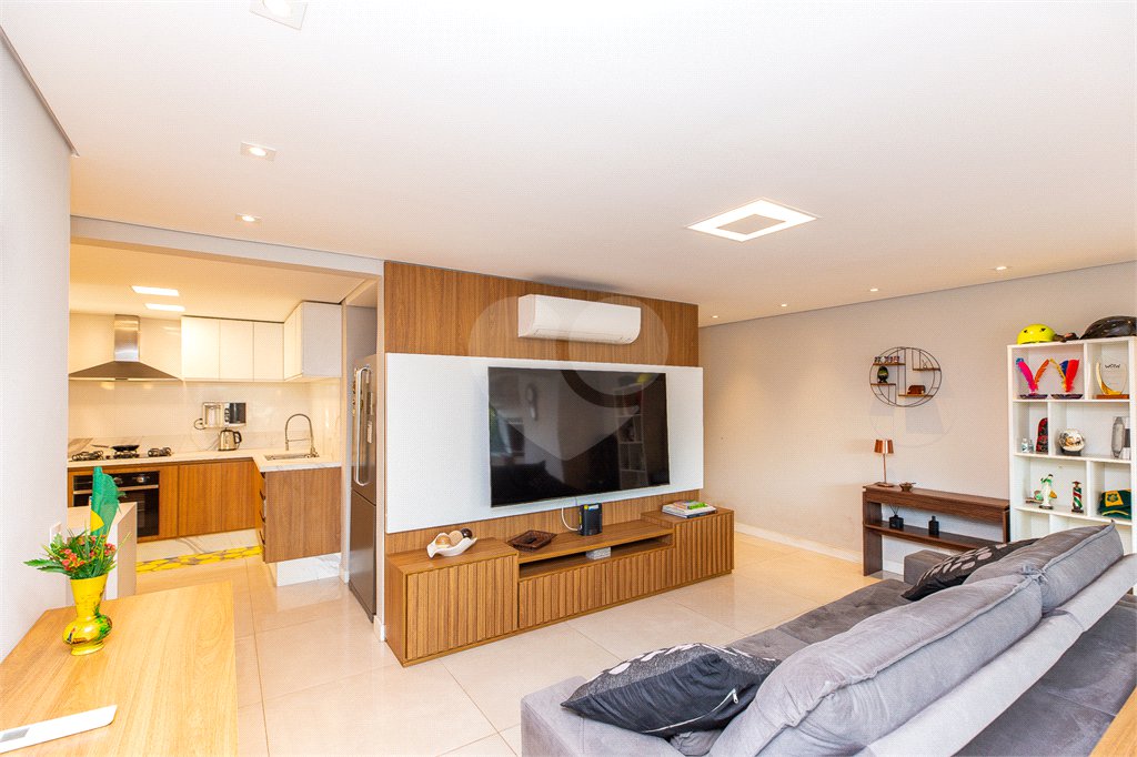 Apartamento à venda com 3 quartos, sendo 1 suíte, em Chácara Santo Antônio (zona Sul), São Paulo, SP