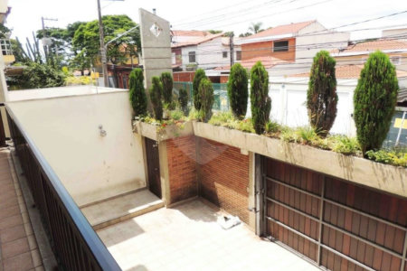 Sobrado à venda com 4 quartos, sendo 2 suítes, em Jardim Prudência, São Paulo, SP