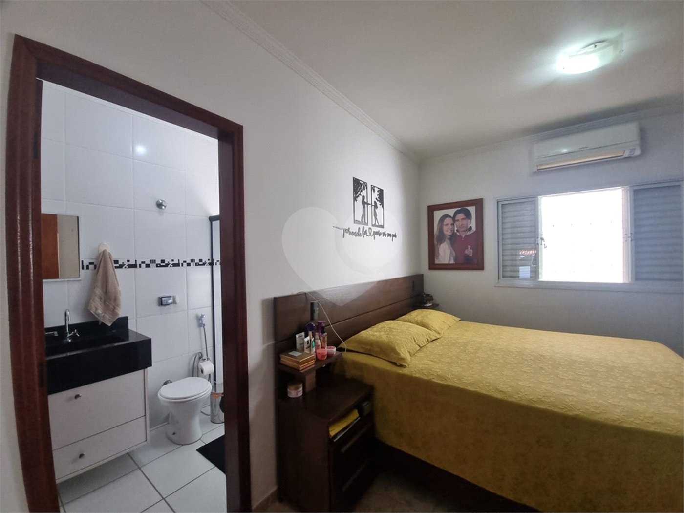 Casa Térrea à venda com 2 quartos, sendo 1 suíte,  em Jardim Wanel Ville V, Sorocaba, SP