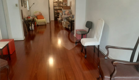 Apartamento à venda com 3 quartos, sendo 1 suíte,  em Copacabana, Rio de Janeiro, RJ
