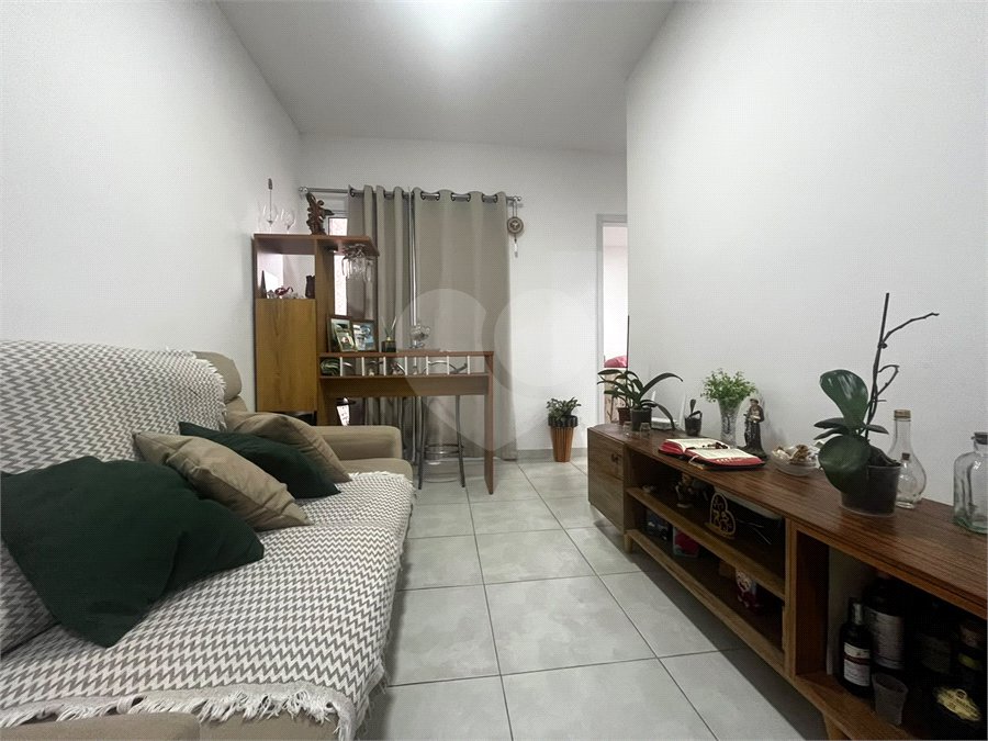 Apartamento à venda com 2 quartos em Vila Asem, Itapetininga, SP