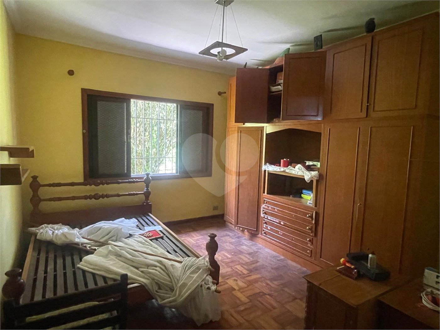 Chácara à venda com 5 quartos, sendo 2 suítes,  em Vila São Paulo, Mogi das Cruzes, SP
