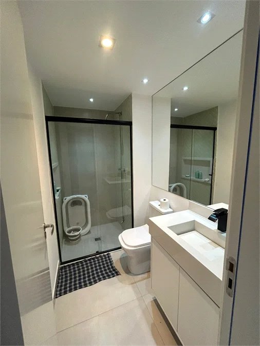 Apartamento à venda com 3 quartos, sendo 1 suíte,  em Jardim Vazani, São Paulo, SP