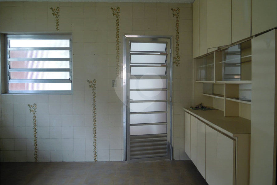 Sobrado à venda com 3 quartos, sendo 1 suíte, em Vila Gustavo, São Paulo, SP