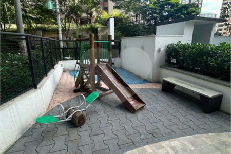 Apartamento à venda com 2 quartos em Vila Suzana, São Paulo, SP