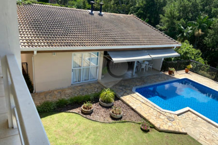 Casa à venda com 6 quartos, sendo 3 suítes,  em Marambaia, Vinhedo, SP