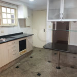 Casa à venda com 4 quartos, sendo 1 suíte,  em Vila Oliveira, Mogi das Cruzes, SP
