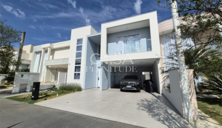 Casa em condomínio à venda com 4 quartos, sendo 3 suítes,  em Iporanga, Sorocaba, SP