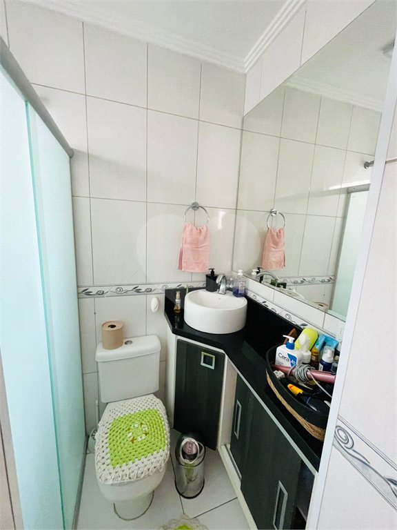 Casa à venda com 4 quartos, sendo 1 suíte,  em Jardim Stella, Santo André, SP