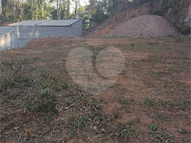 Terreno à venda no condomínio Associação Mirante da Mantiqueira, Mairiporã - SP