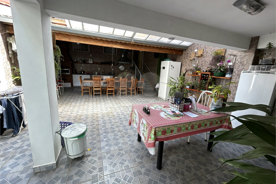 Sobrado à venda com 3 quartos em Tremembé, São Paulo, SP