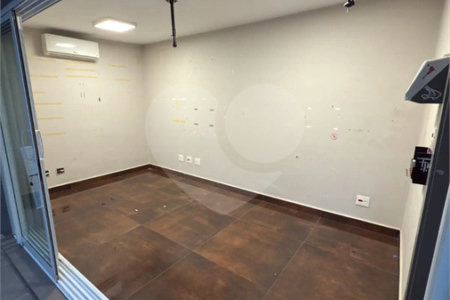 Sobrado à venda com 3 quartos, sendo 1 suíte, em Brooklin, São Paulo, SP