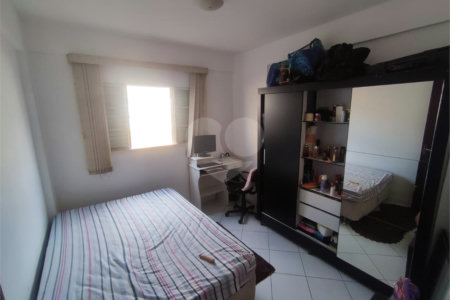Apartamento à venda com 2 quartos, sendo 1 suíte, em Parque São Luís, Taubaté, SP